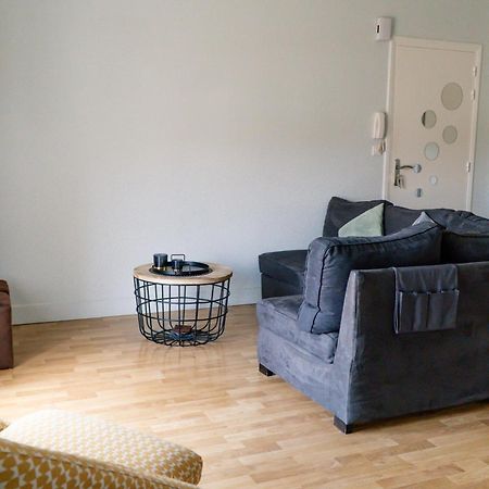 Simplicite Et Calme En Appartement A Иссуар Экстерьер фото